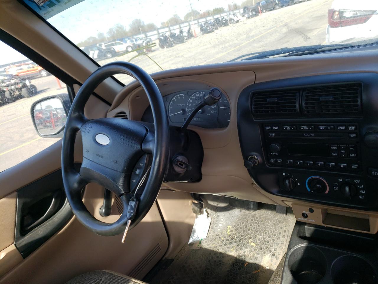 Photo 9 from auction – 2002 FORD RANGER with VIN 1FTYR10U82TA04929