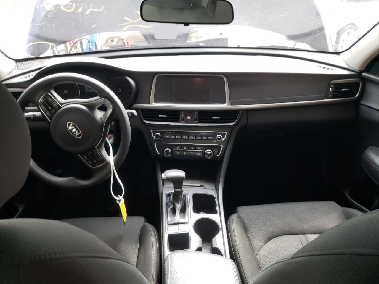 Photo 9 from auction – 2018 KIA OPTIMA LX with VIN 5XXGT4L35JG200410