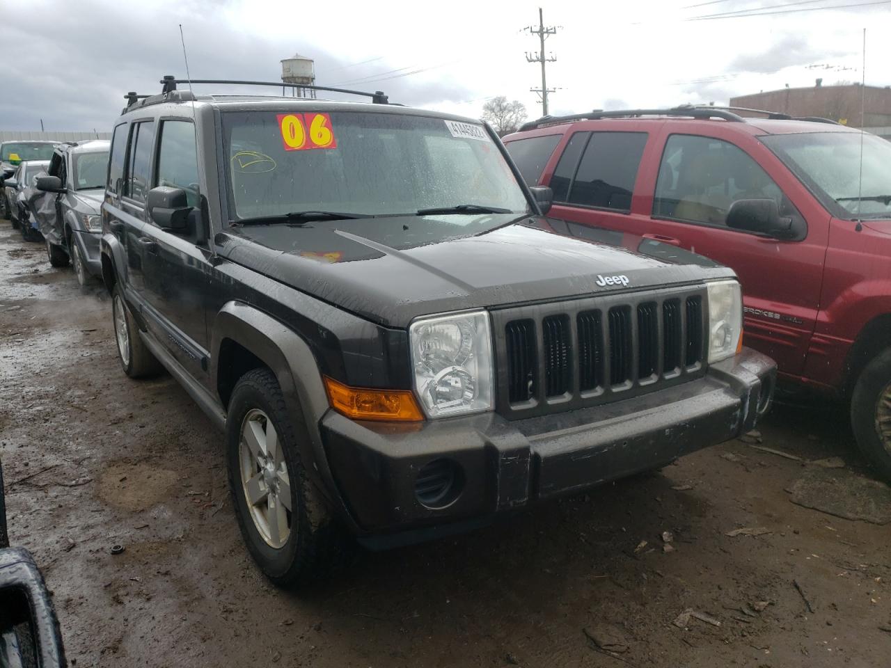 JEEP COMMANDER 2006 with VIN 1J8HH48KX6C168916 - Photo from auction
