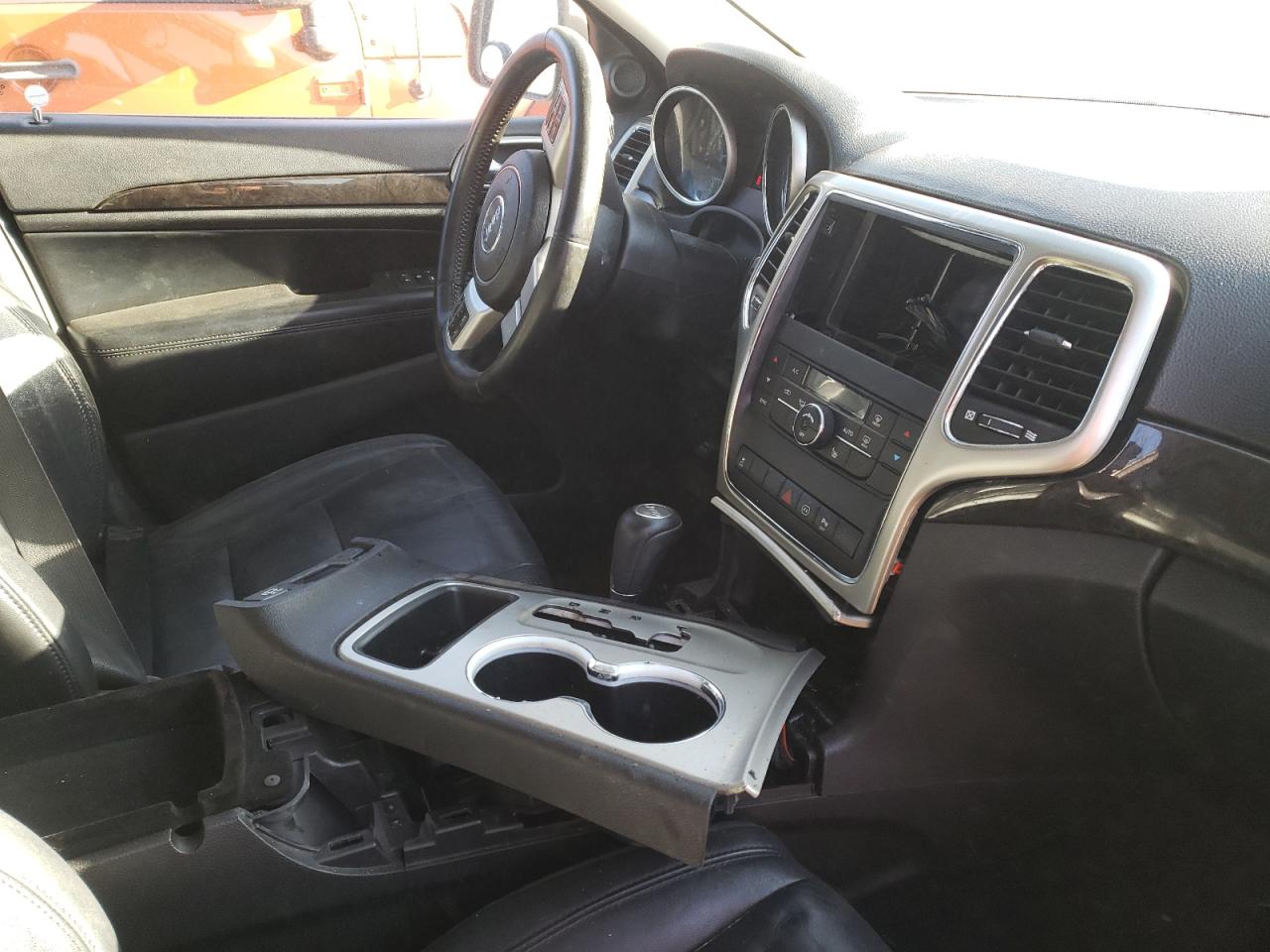 Photo 9 from auction – 2011 JEEP GRAND CHER with VIN 1J4RR4GG0BC723284