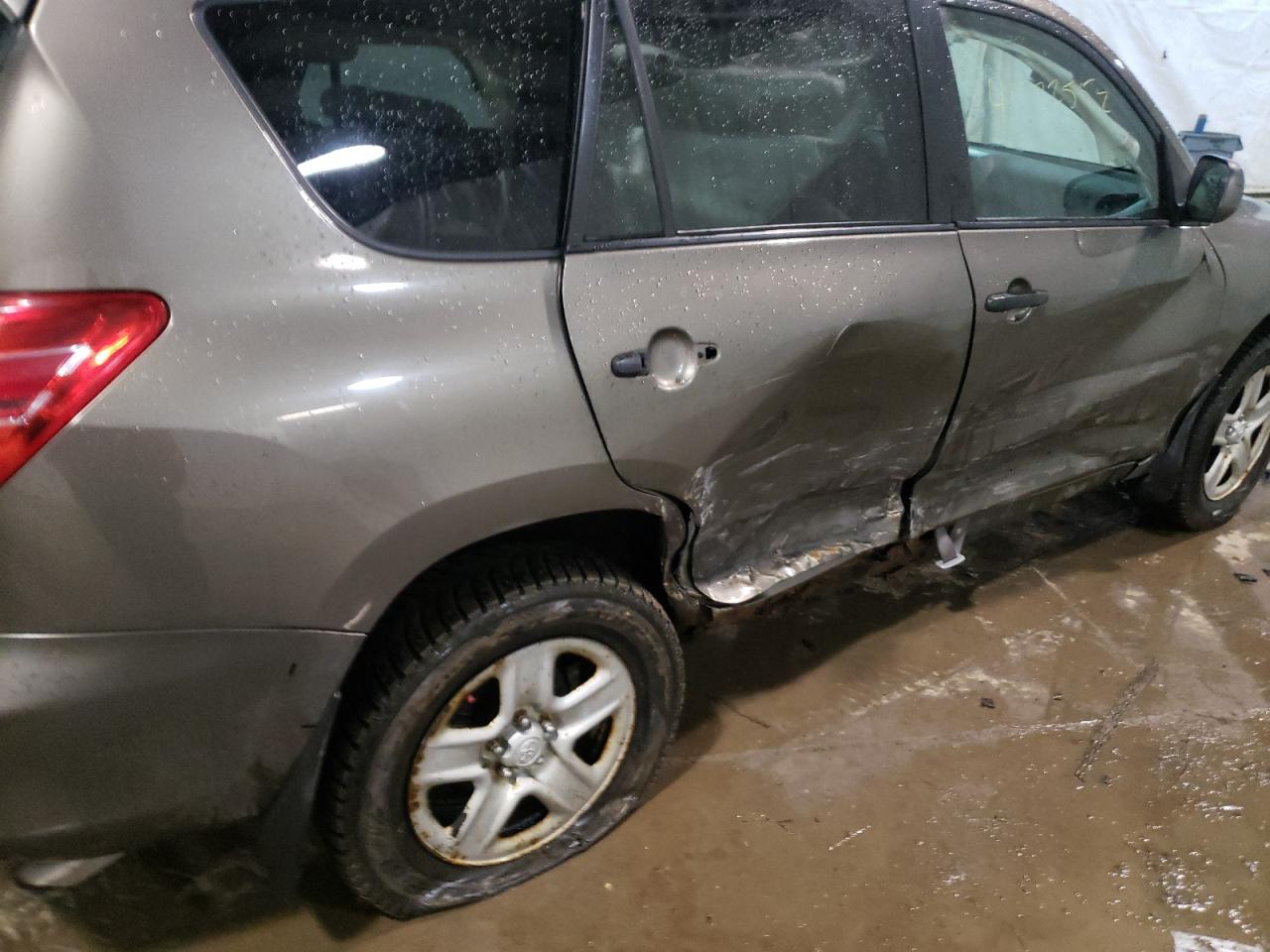 Photo 9 from auction – 2010 TOYOTA RAV4 with VIN 2T3BF4DV7AW036415