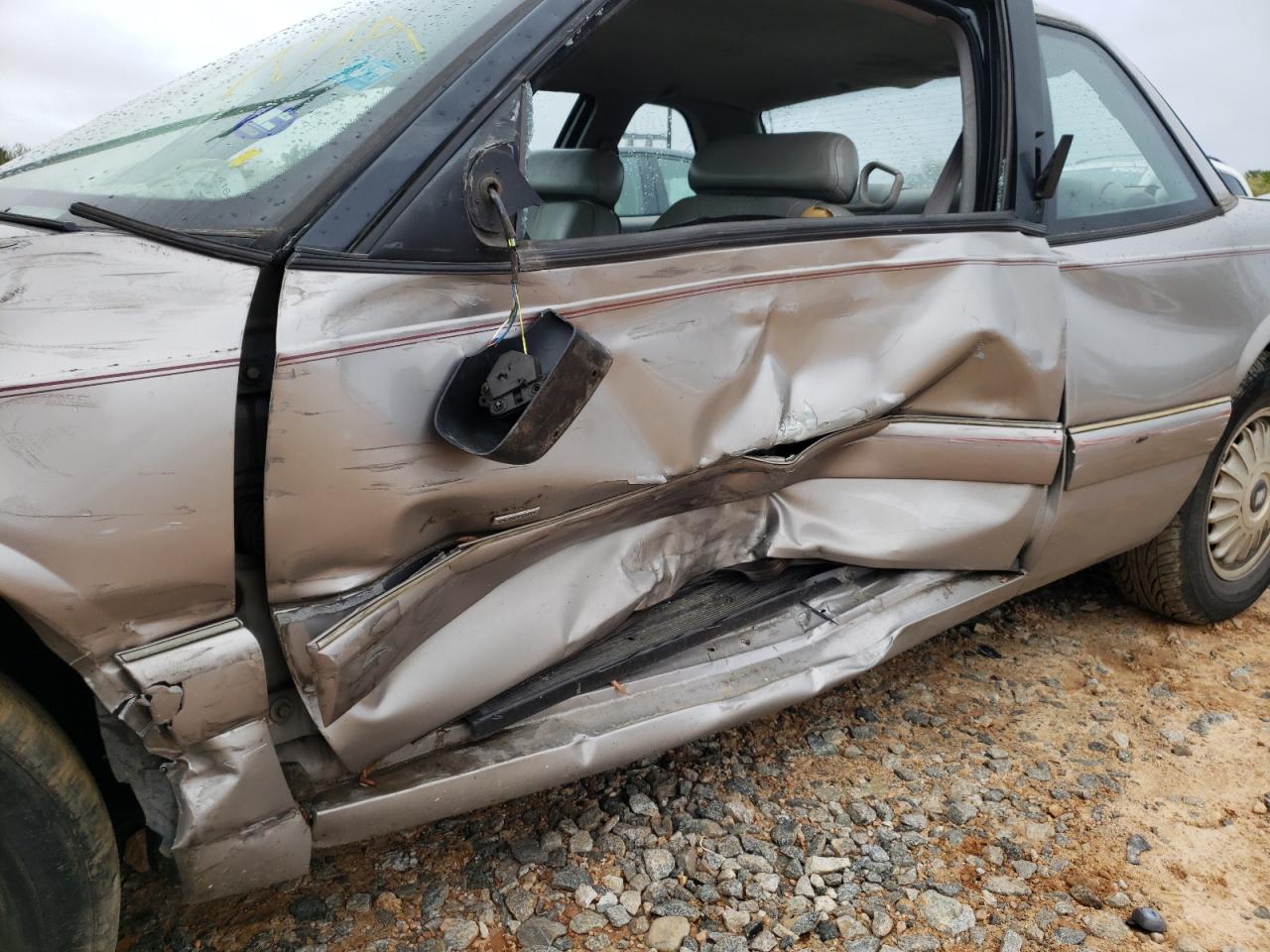 Photo 9 from auction – 1996 BUICK REGAL CUST with VIN 2G4WB12K0T1416448