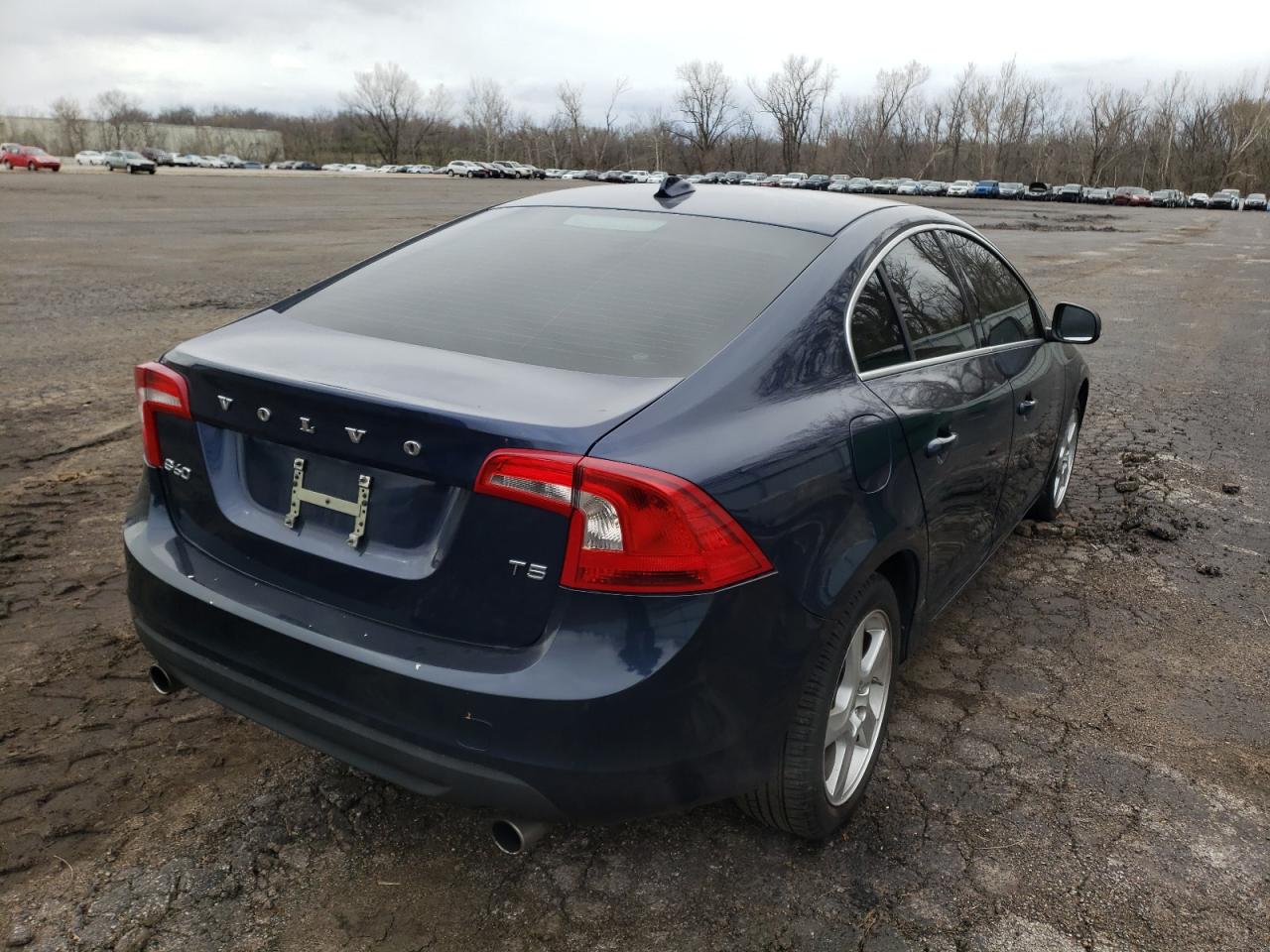 Photo 4 from auction – 2013 VOLVO S60 T5 with VIN YV1612FS3D2186052