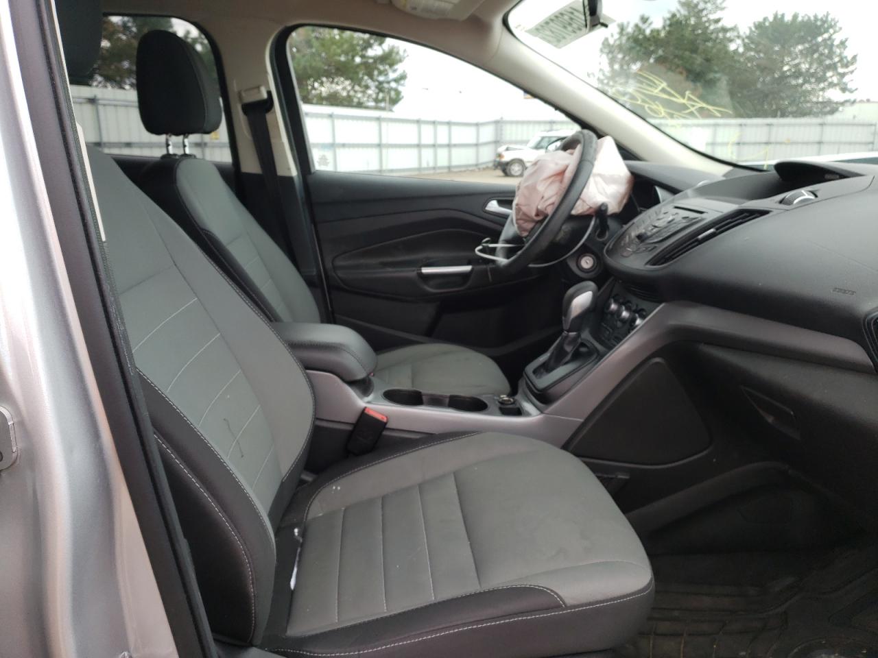 Photo 5 from auction – 2016 FORD ESCAPE SE with VIN 1FMCU0GX6GUA43809