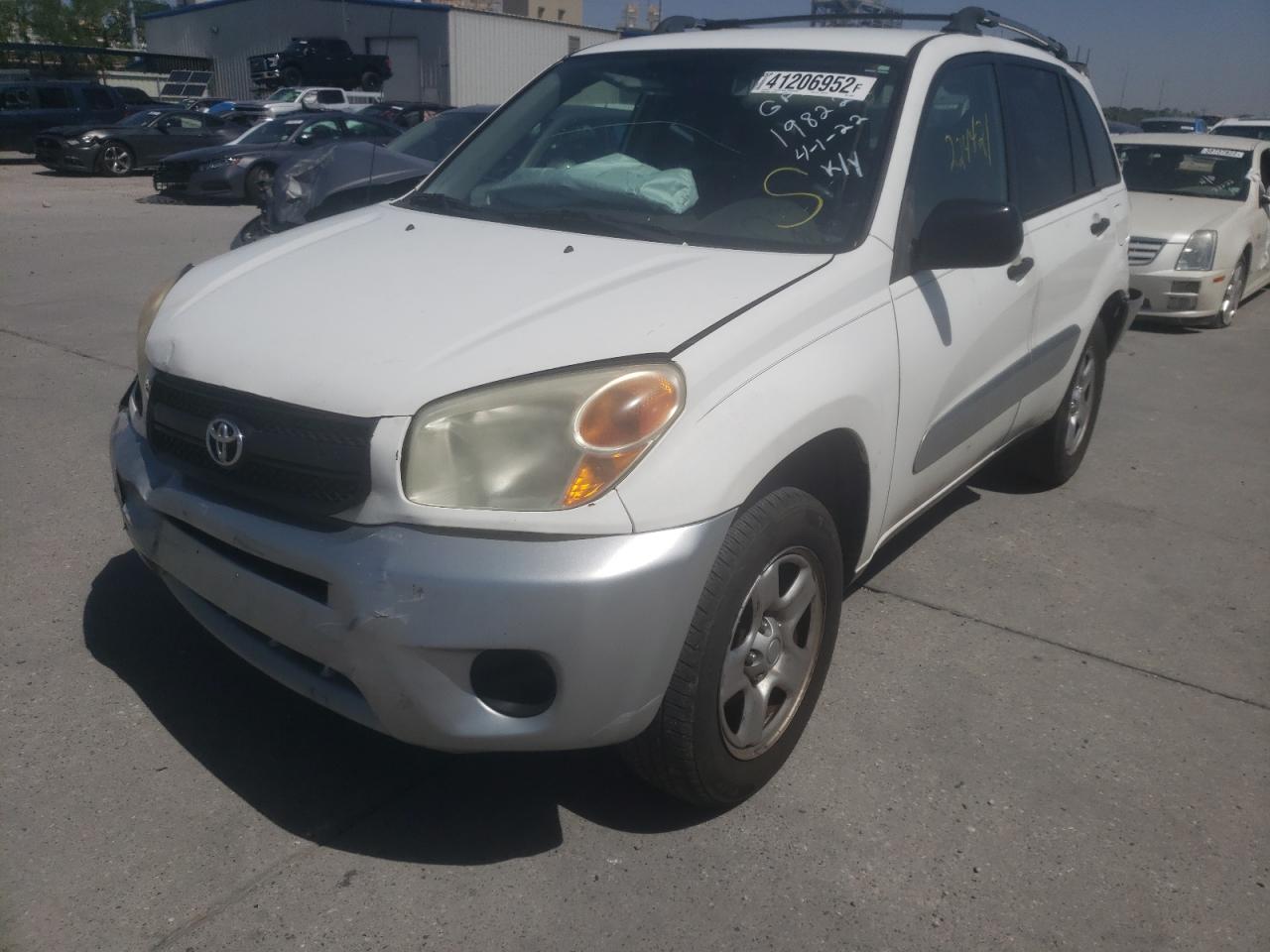 Photo 2 from auction – 2005 TOYOTA RAV4 with VIN JTEGD20V150049527