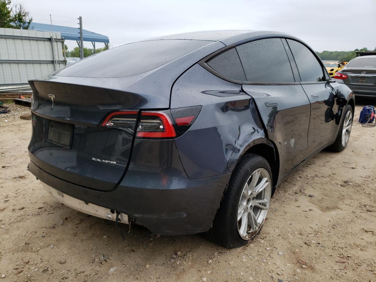 Photo 4 from auction – 2020 TESLA MODEL Y with VIN 5YJYGDEE5LF036668