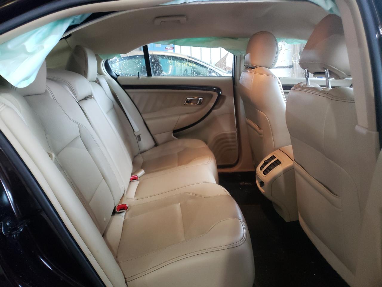 Photo 6 from auction – 2014 FORD TAURUS LIM with VIN 1FAHP2F87EG139263