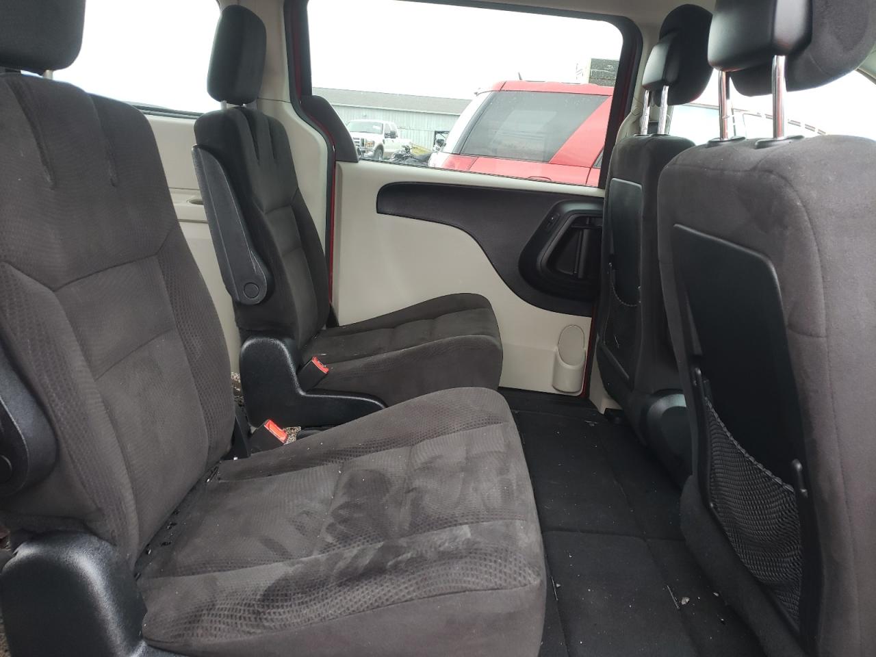 Photo 6 from auction – 2014 DODGE GRAND CARA with VIN 2C4RDGCGXER429009