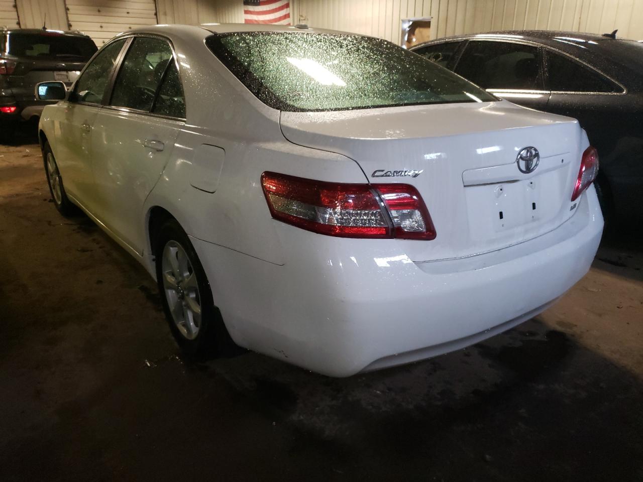 Photo 3 from auction – 2010 TOYOTA CAMRY BASE with VIN 4T4BF3EK3AR083132