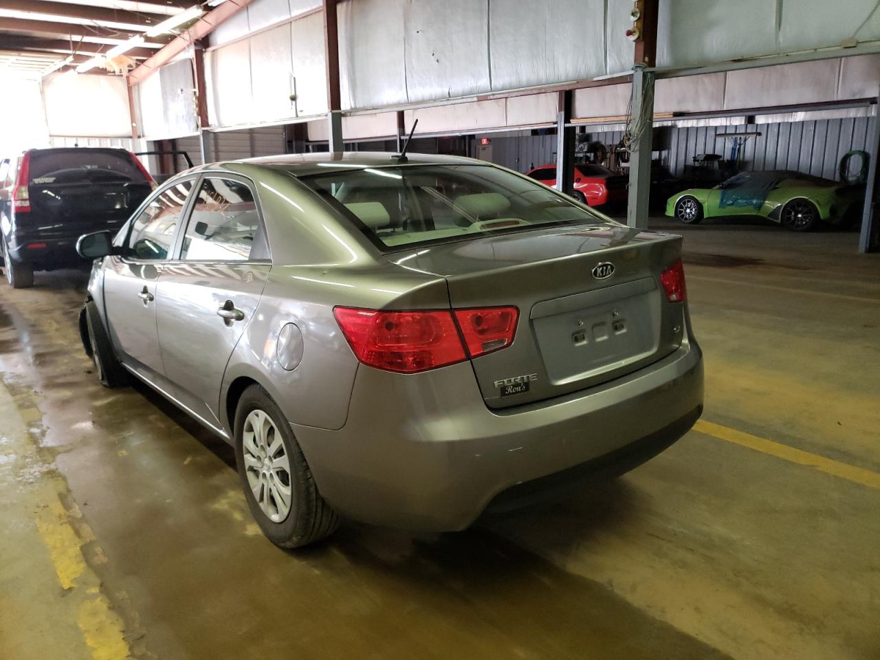 Photo 3 from auction – 2011 KIA FORTE EX with VIN KNAFU4A23B5391704