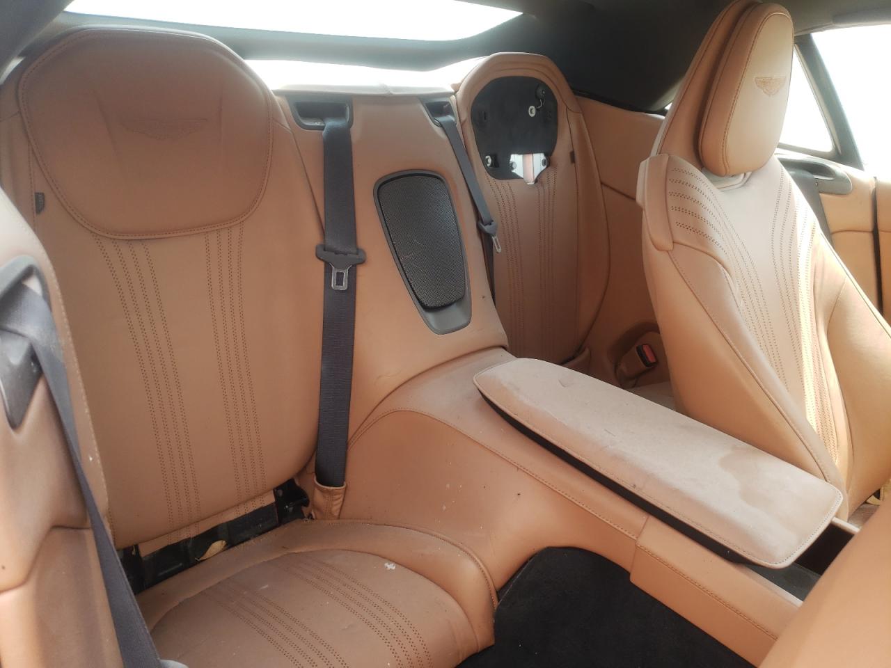 Photo 6 from auction – 2020 ASTON MARTIN DB11 with VIN SCFRMFCW9LGM09707