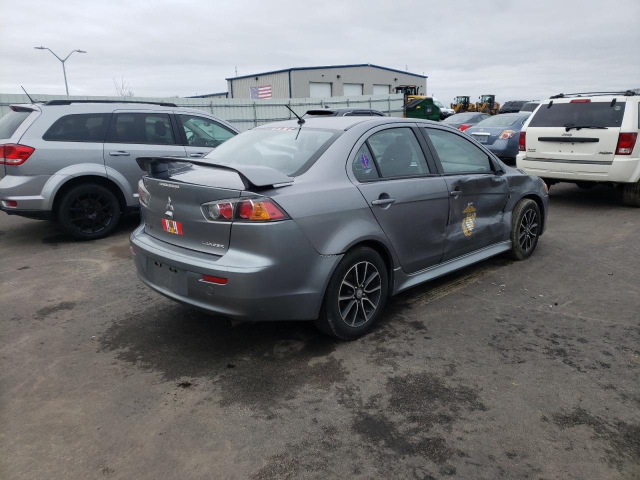 Photo 4 from auction – 2017 MITSUBISHI LANCER ES with VIN JA32U2FU2HU015136
