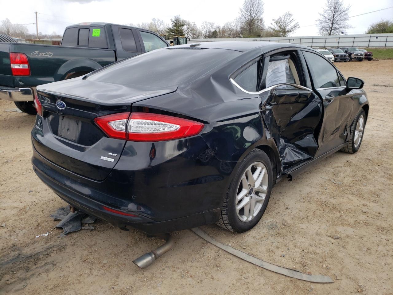 Photo 4 from auction – 2016 FORD FUSION SE with VIN 3FA6P0HD1GR218218