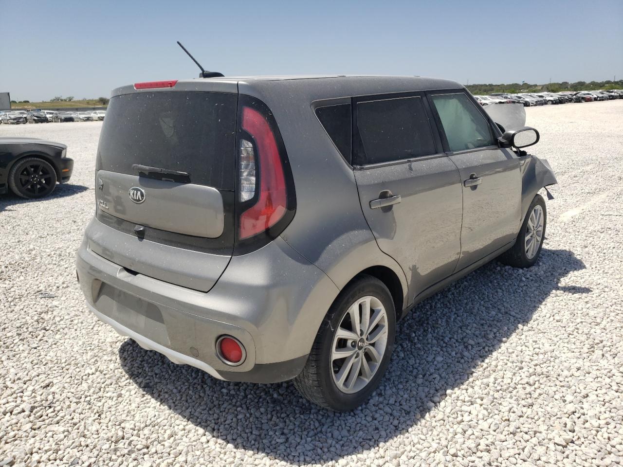 Photo 4 from auction – 2018 KIA SOUL + with VIN KNDJP3A59J7624299