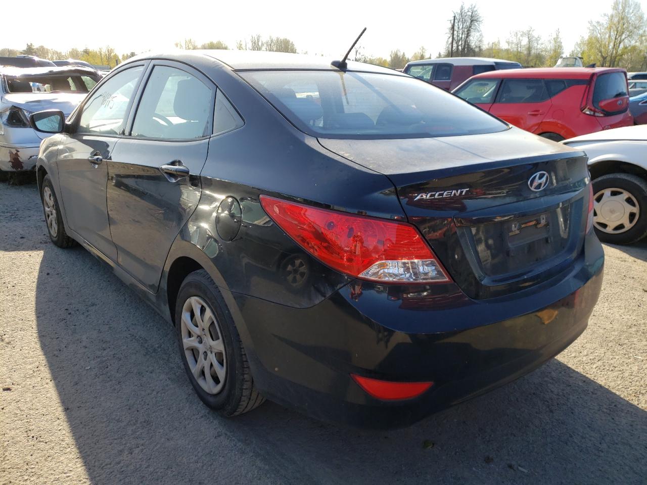 Photo 3 from auction – 2012 HYUNDAI ACCENT GLS with VIN KMHCT4AEXCU141544