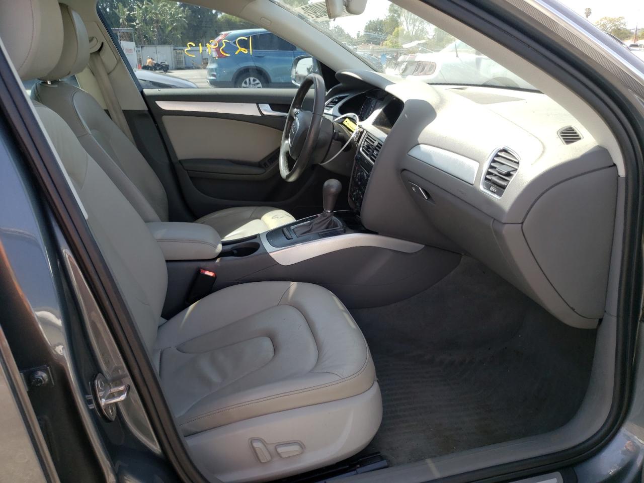 Photo 5 from auction – 2012 AUDI A4 with VIN WAUAFAFL1CN017002