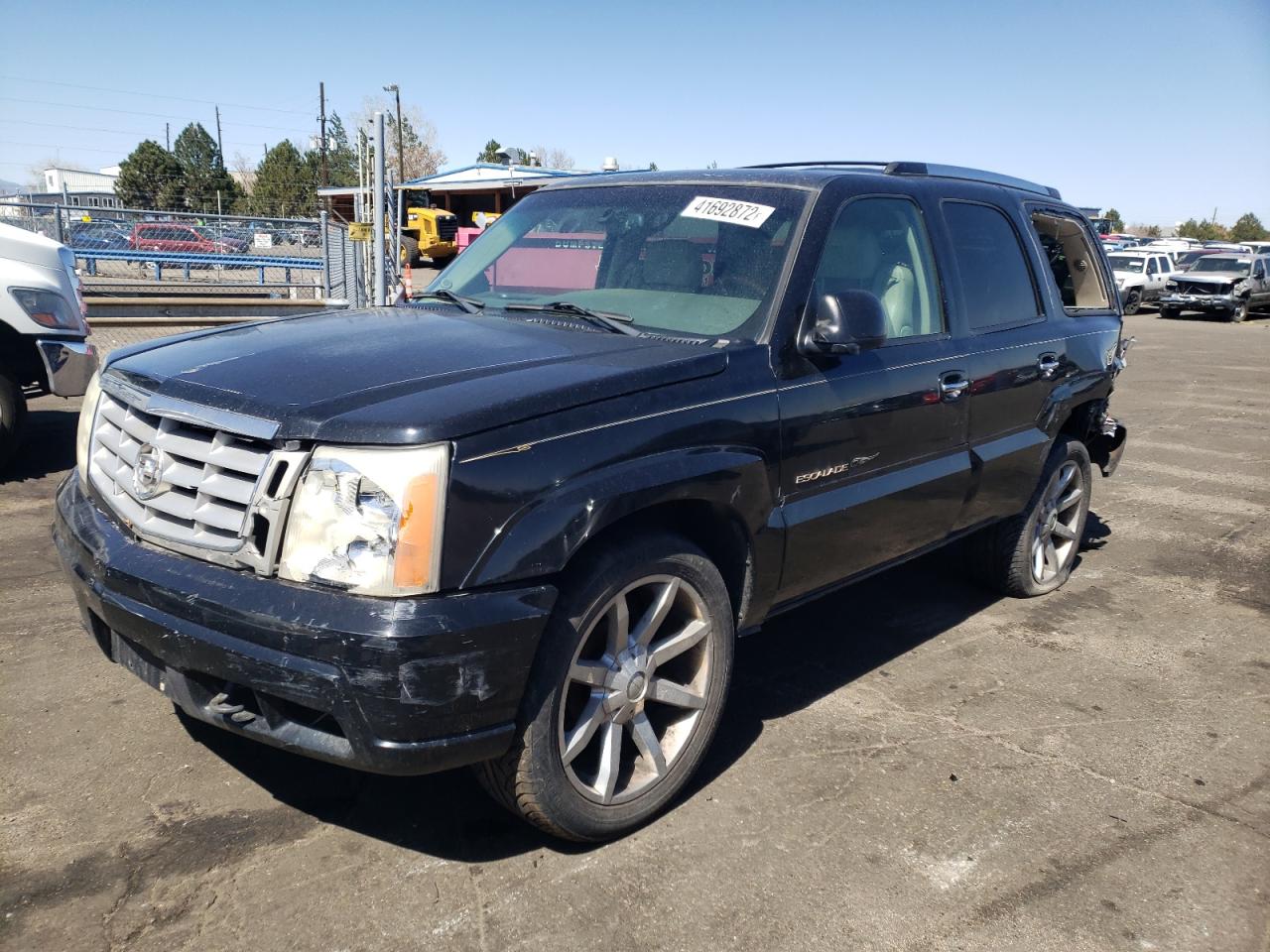 Photo 2 from auction – 2002 CADILLAC ESCALADE L with VIN 1GYEK63N22R100829