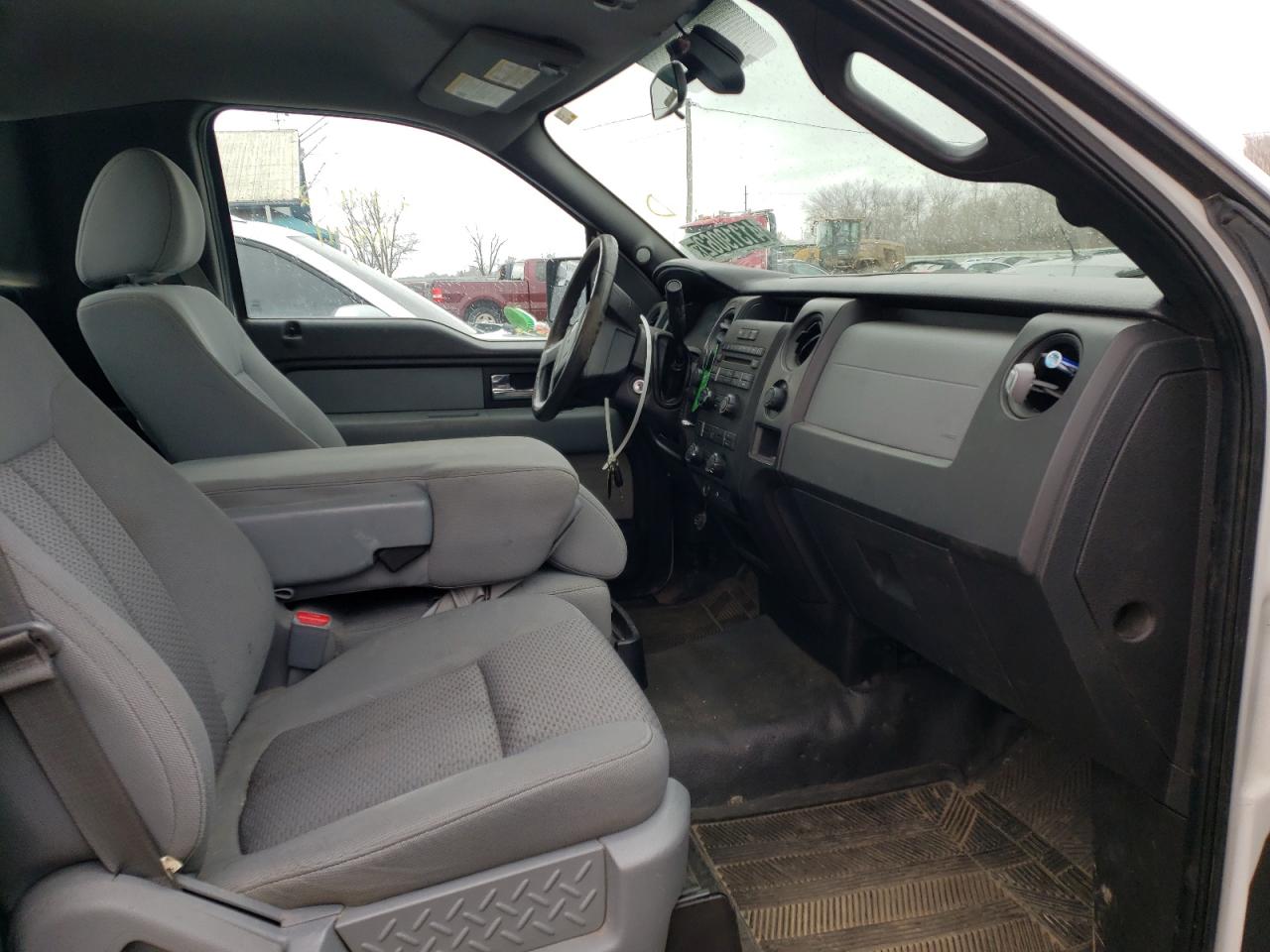 Photo 5 from auction – 2013 FORD F150 with VIN 1FTMF1EMXDKE26922
