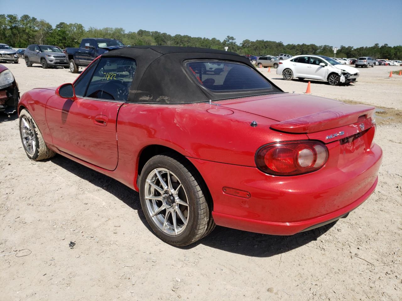 Photo 3 from auction – 2004 MAZDA MX-5 MIATA with VIN JM1NB354040406721