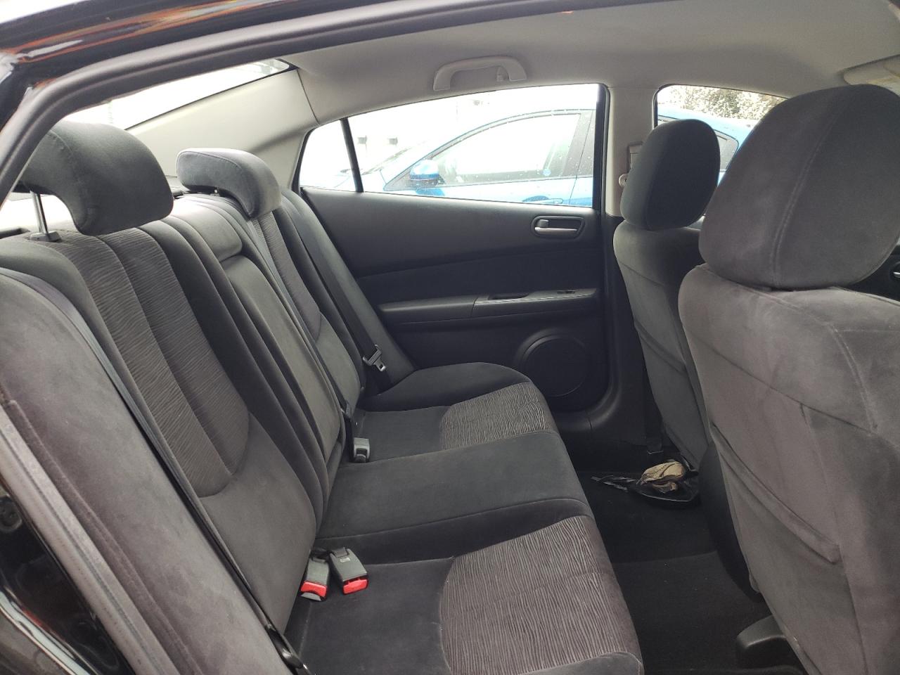 Photo 6 from auction – 2010 MAZDA 6 I with VIN 1YVHZ8BHXA5M27808