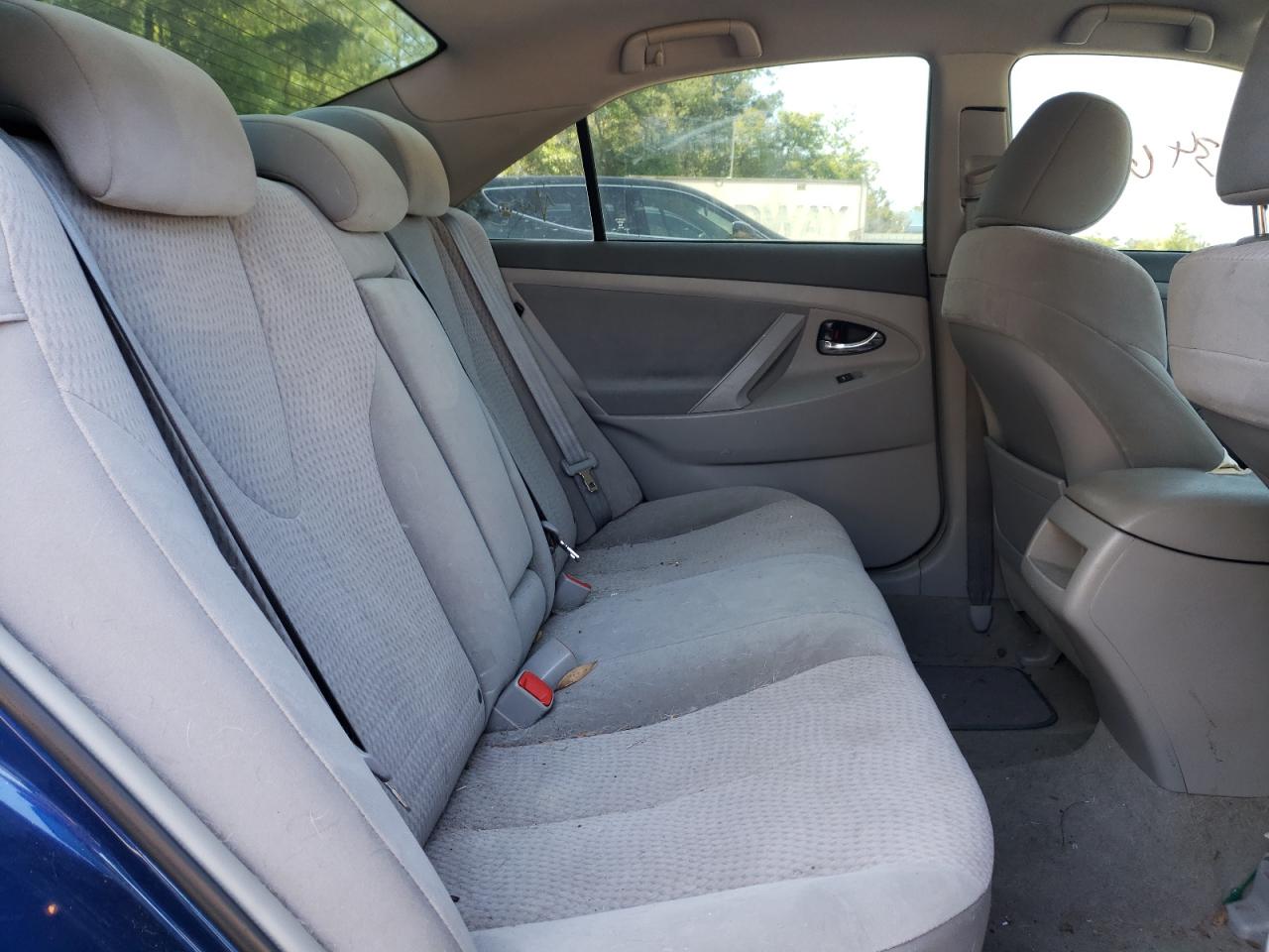 Photo 6 from auction – 2011 TOYOTA CAMRY BASE with VIN 4T1BF3EK2BU715212