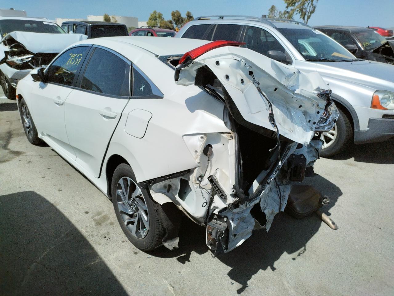 Photo 3 from auction – 2016 HONDA CIVIC EX with VIN 19XFC2F74GE241045