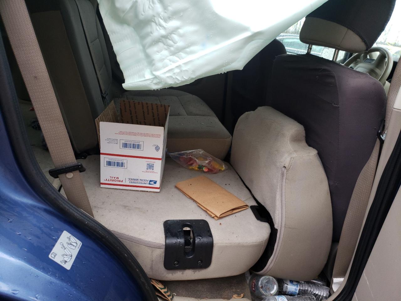 Photo 6 from auction – 2010 FORD ESCAPE XLT with VIN 1FMCU9D74AKC75692