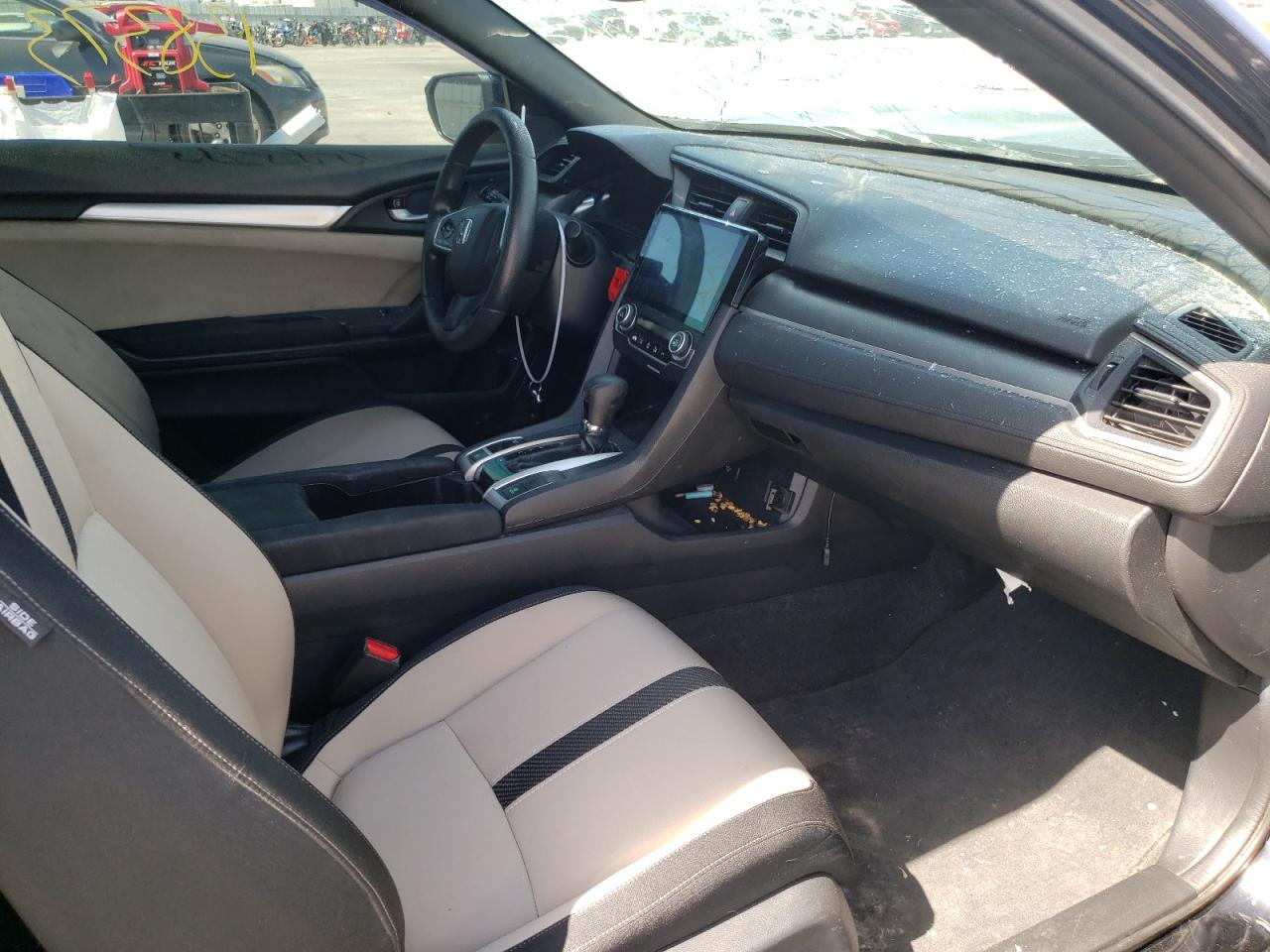 Photo 5 from auction – 2017 HONDA CIVIC LX with VIN 2HGFC4B00HH306579