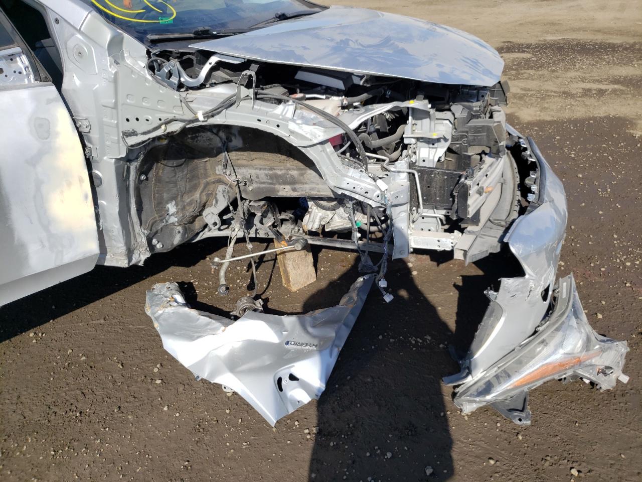 Photo 9 from auction – 2016 TOYOTA PRIUS with VIN JTDKARFU1G3017015