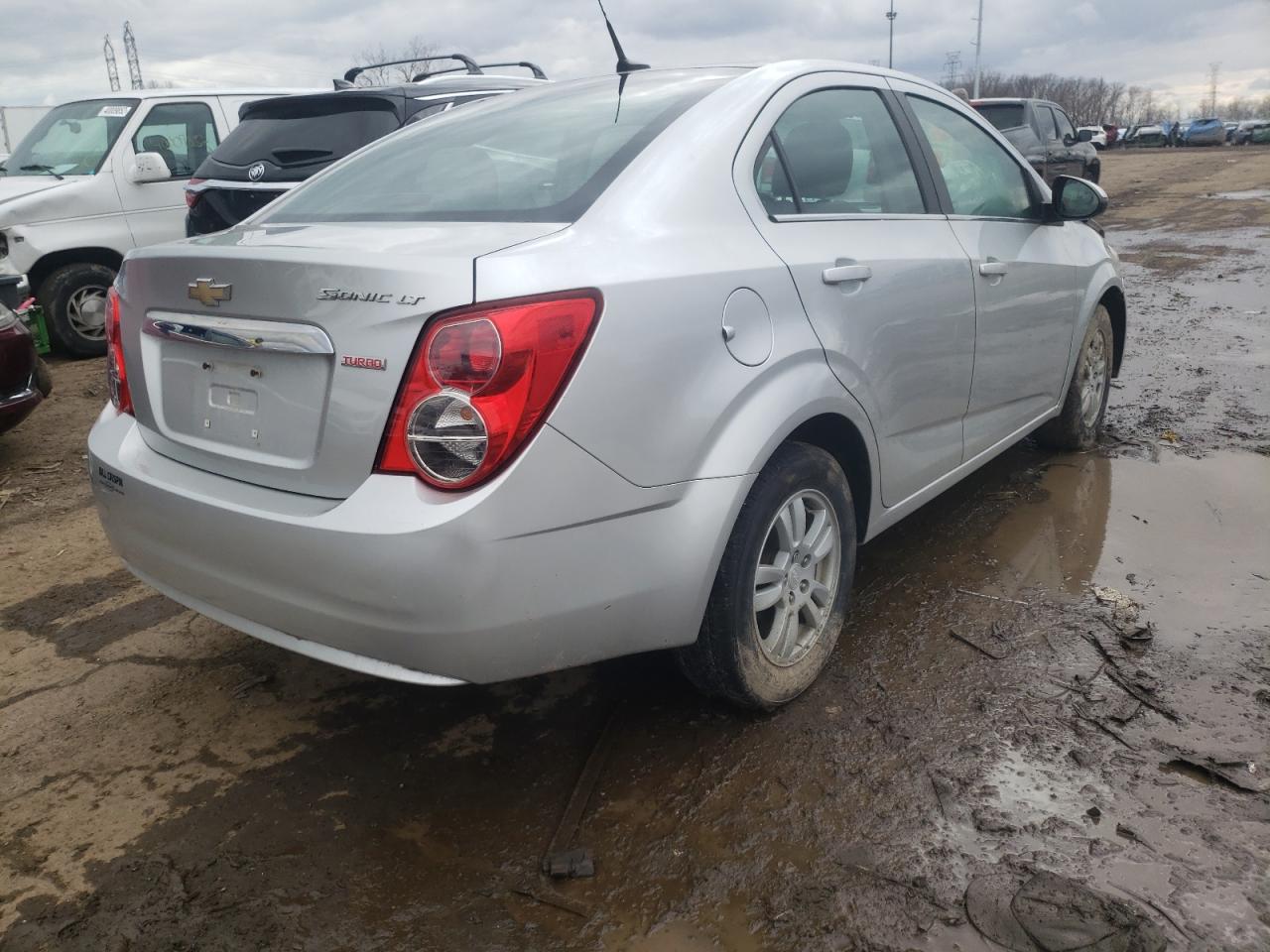 صورة رقم 4 من المزاد - 2014 CHEVROLET SONIC LT مع VIN 1G1JC5SB2E4107261