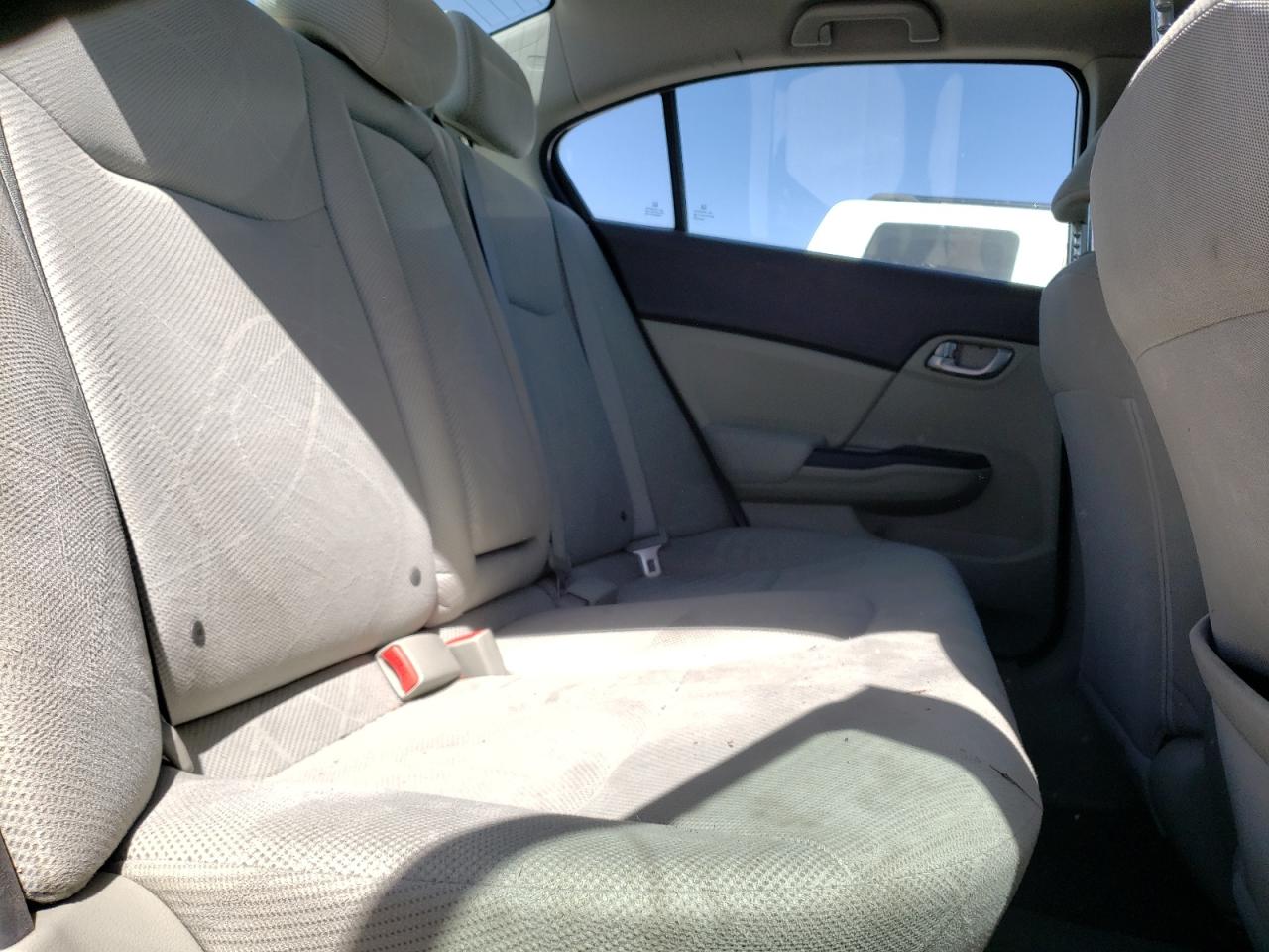 Photo 6 from auction – 2012 HONDA CIVIC EX with VIN 19XFB2F88CE308882