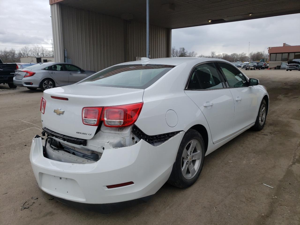 Photo 4 from auction – 2015 CHEVROLET MALIBU 1LT with VIN 1G11C5SL0FF350050