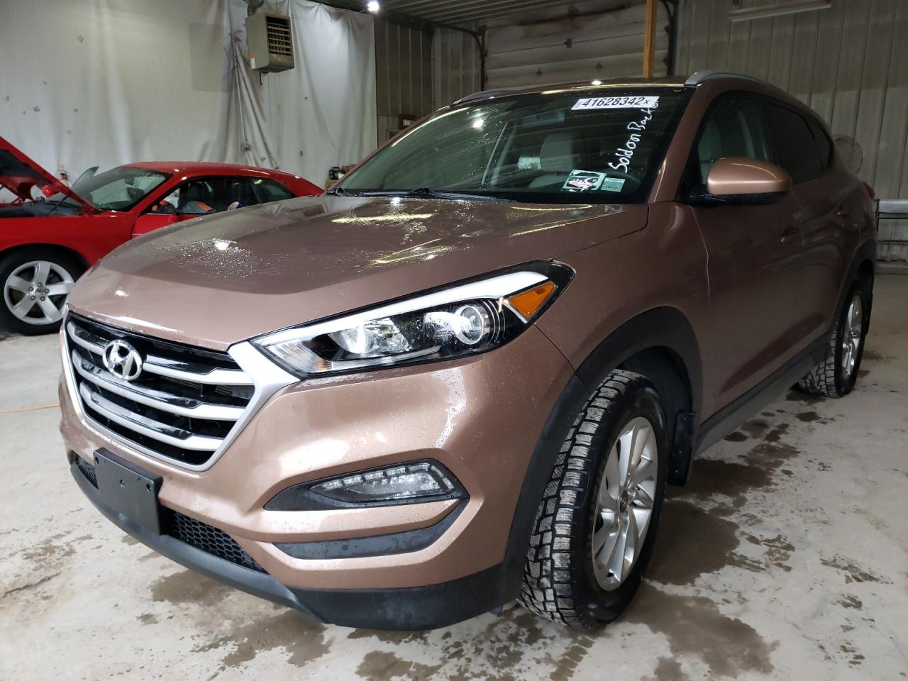 Photo 2 from auction – 2017 HYUNDAI TUCSON LIM with VIN KM8J3CA4XHU281674