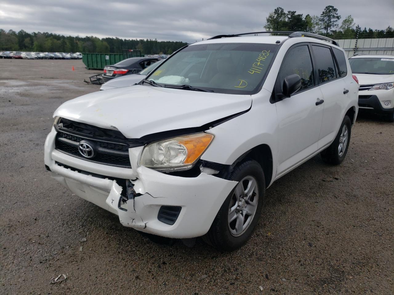 Zdjęcie 2 z aukcji – 2010 TOYOTA RAV4 z VIN JTMZF4DV7AD021733