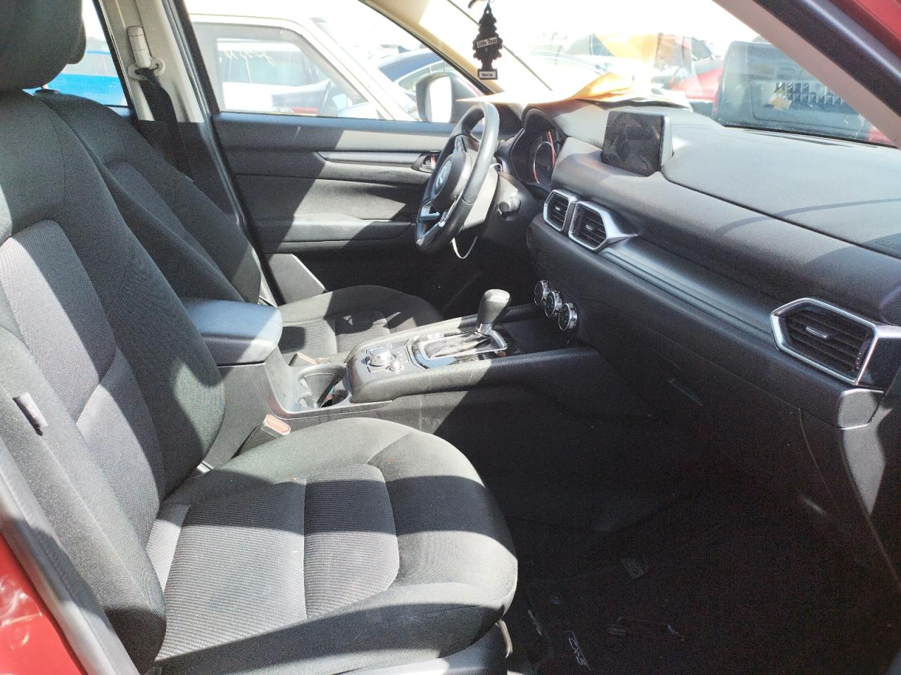 Photo 5 from auction – 2018 MAZDA CX-5 SPORT with VIN JM3KFBBM0J0399035