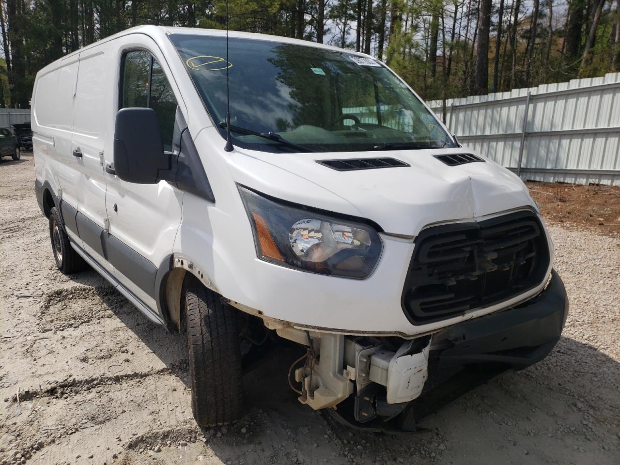 FORD TRANSIT T- 2015 with VIN 1FTYR1ZM0FKA94611 - Photo from auction