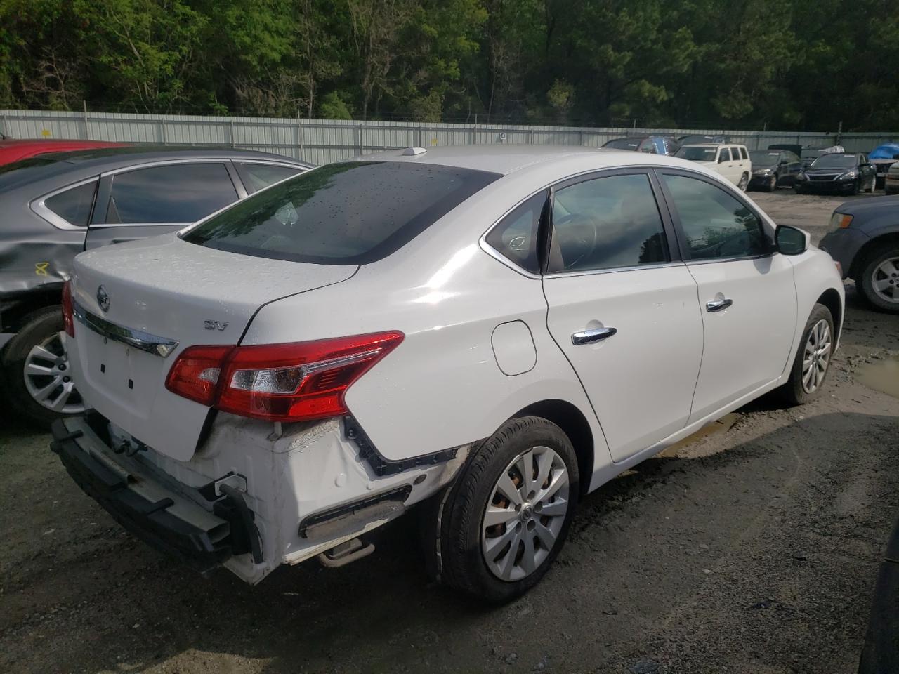Photo 4 from auction – 2017 NISSAN SENTRA S with VIN 3N1AB7AP3HL649778