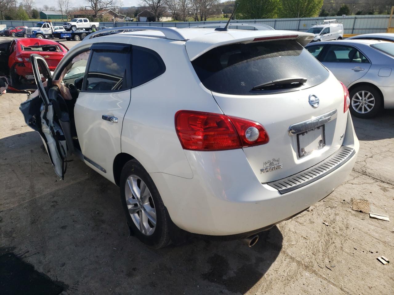 Photo 3 from auction – 2012 NISSAN ROGUE S with VIN JN8AS5MT9CW303641