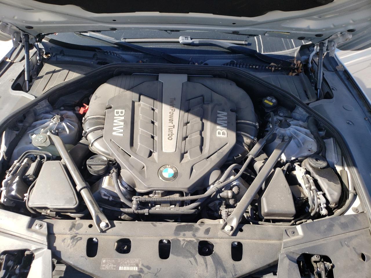 Photo 7 from auction – 2015 BMW 750 with VIN WBAYB6C58FD966053