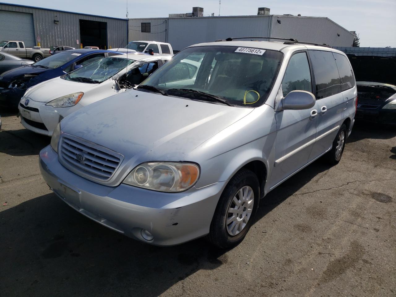 Photo 2 from auction – 2002 KIA SEDONA EX with VIN KNDUP131926103554