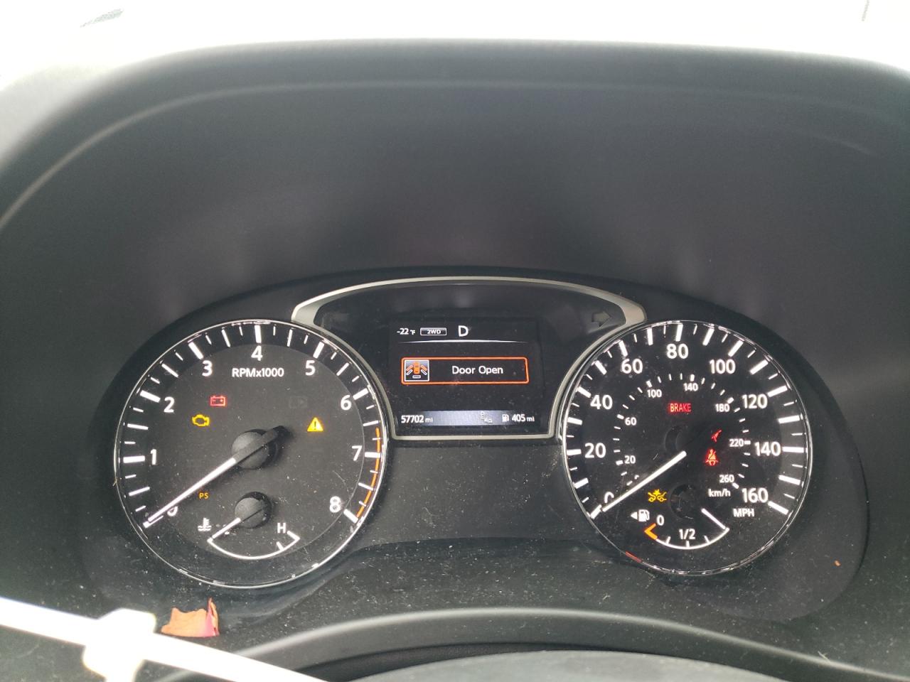 Photo 8 from auction – 2017 NISSAN PATHFINDER with VIN 5N1DR2MM7HC610502
