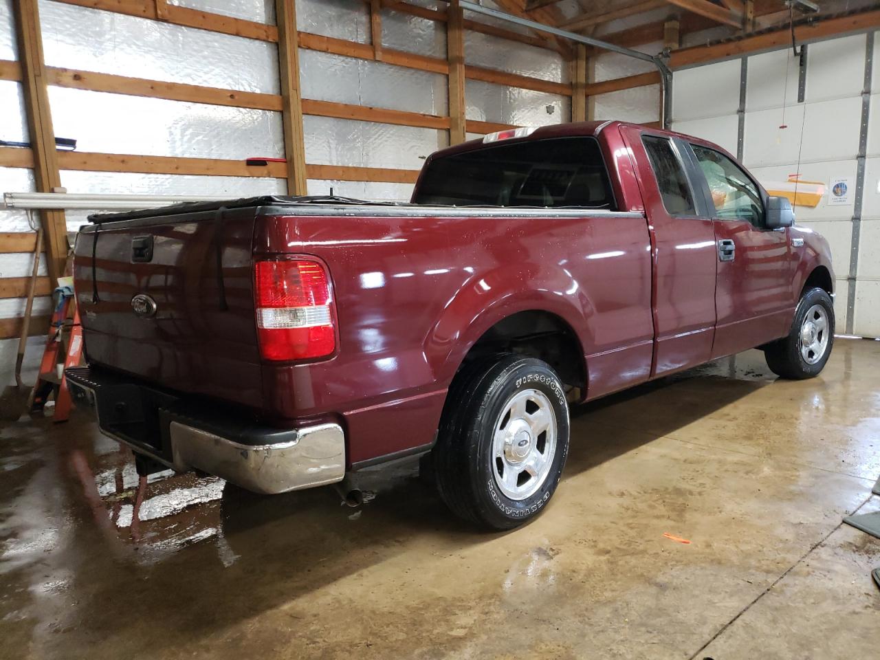 Photo 4 from auction – 2006 FORD F150 with VIN 1FTRX12W46FA41344