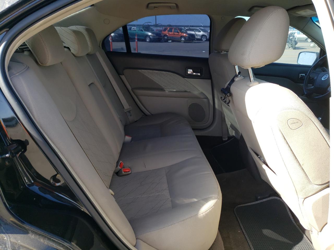 Photo 6 from auction – 2010 MERCURY MILAN with VIN 3MEHM0HA2AR603472