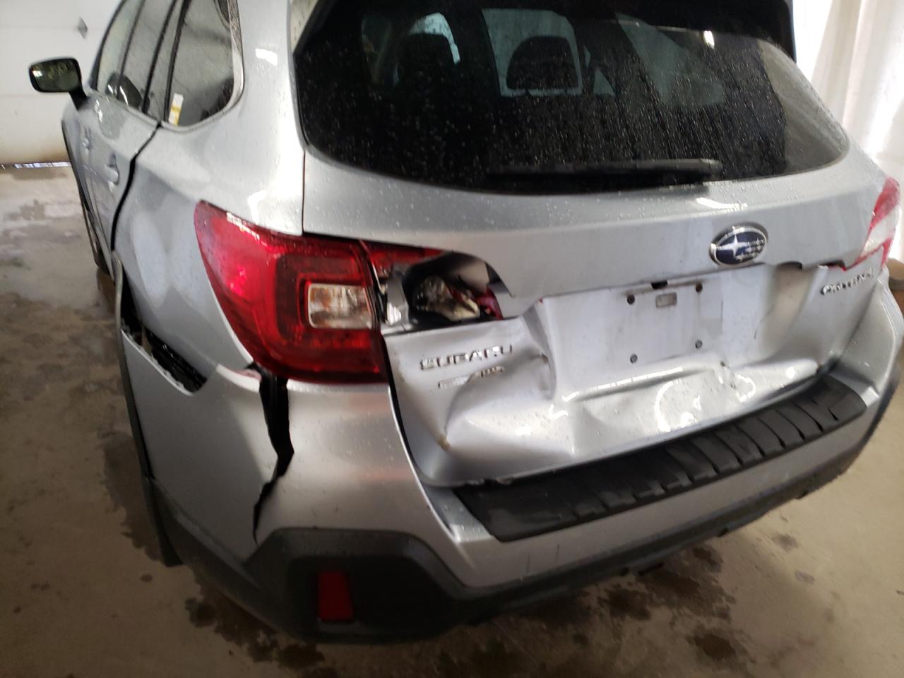 Photo 9 from auction – 2018 SUBARU OUTBACK 2. with VIN 4S4BSACC5J3237853