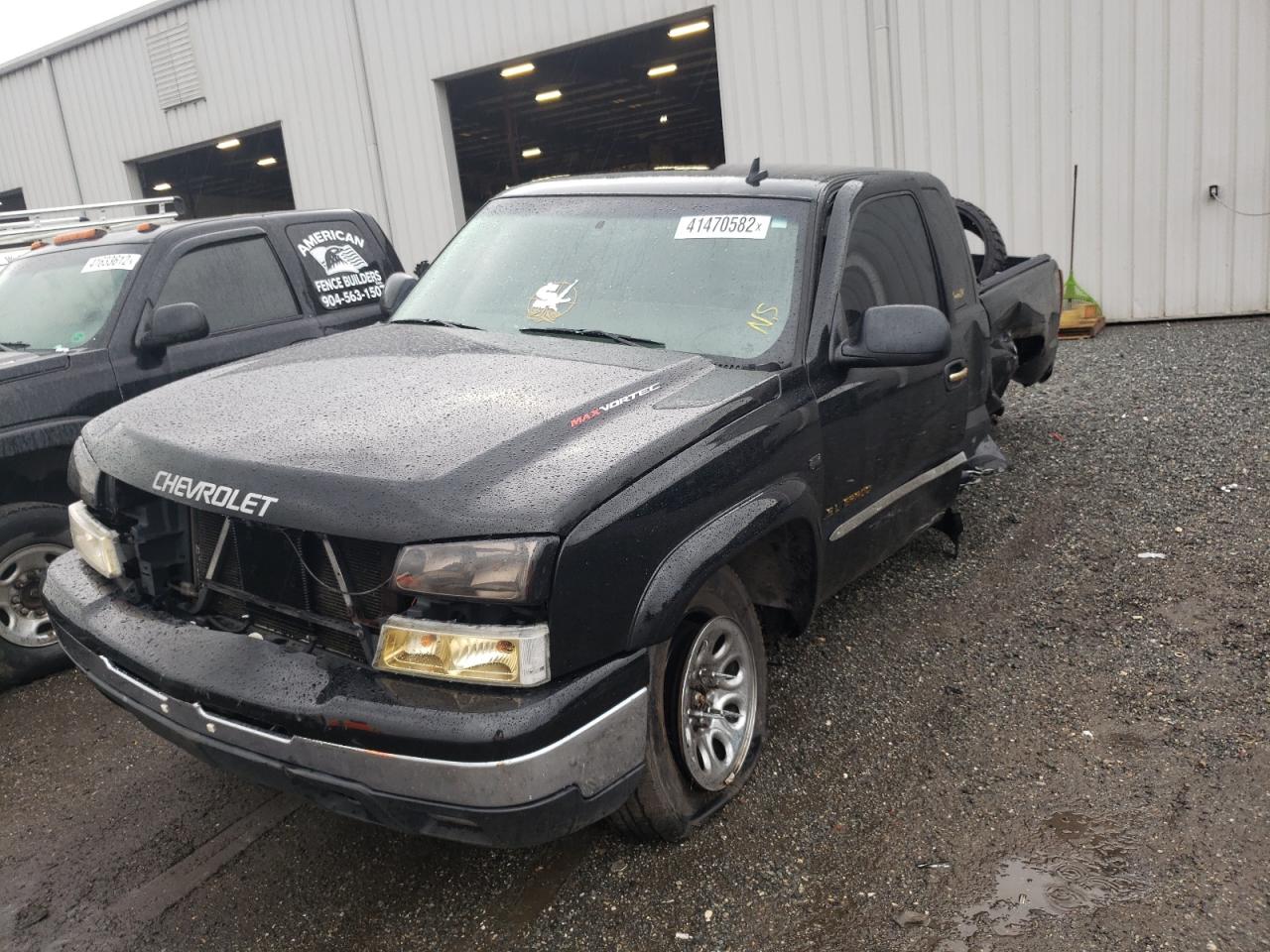 Photo 2 from auction – 2006 CHEVROLET SILVERADO with VIN 1GCEK19B16Z171113