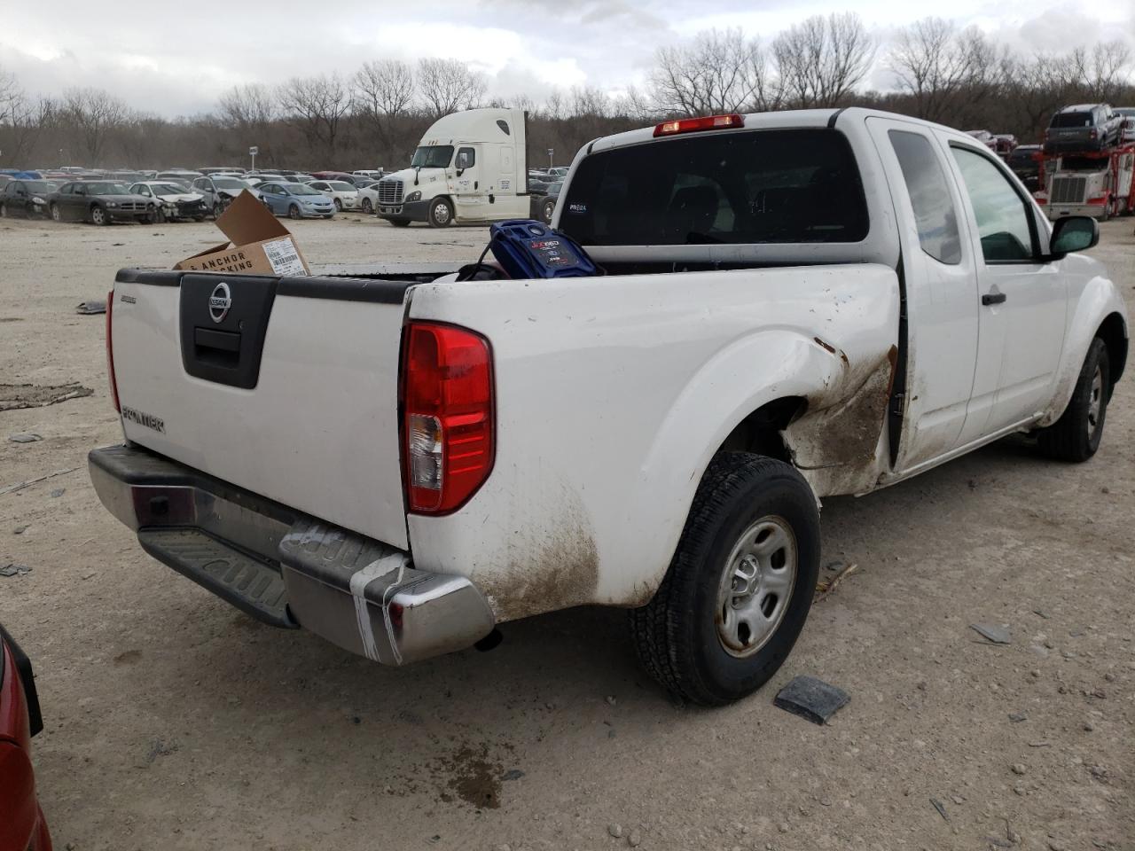 Photo 4 from auction – 2011 NISSAN FRONTIER S with VIN 1N6BD0CT0BC411125