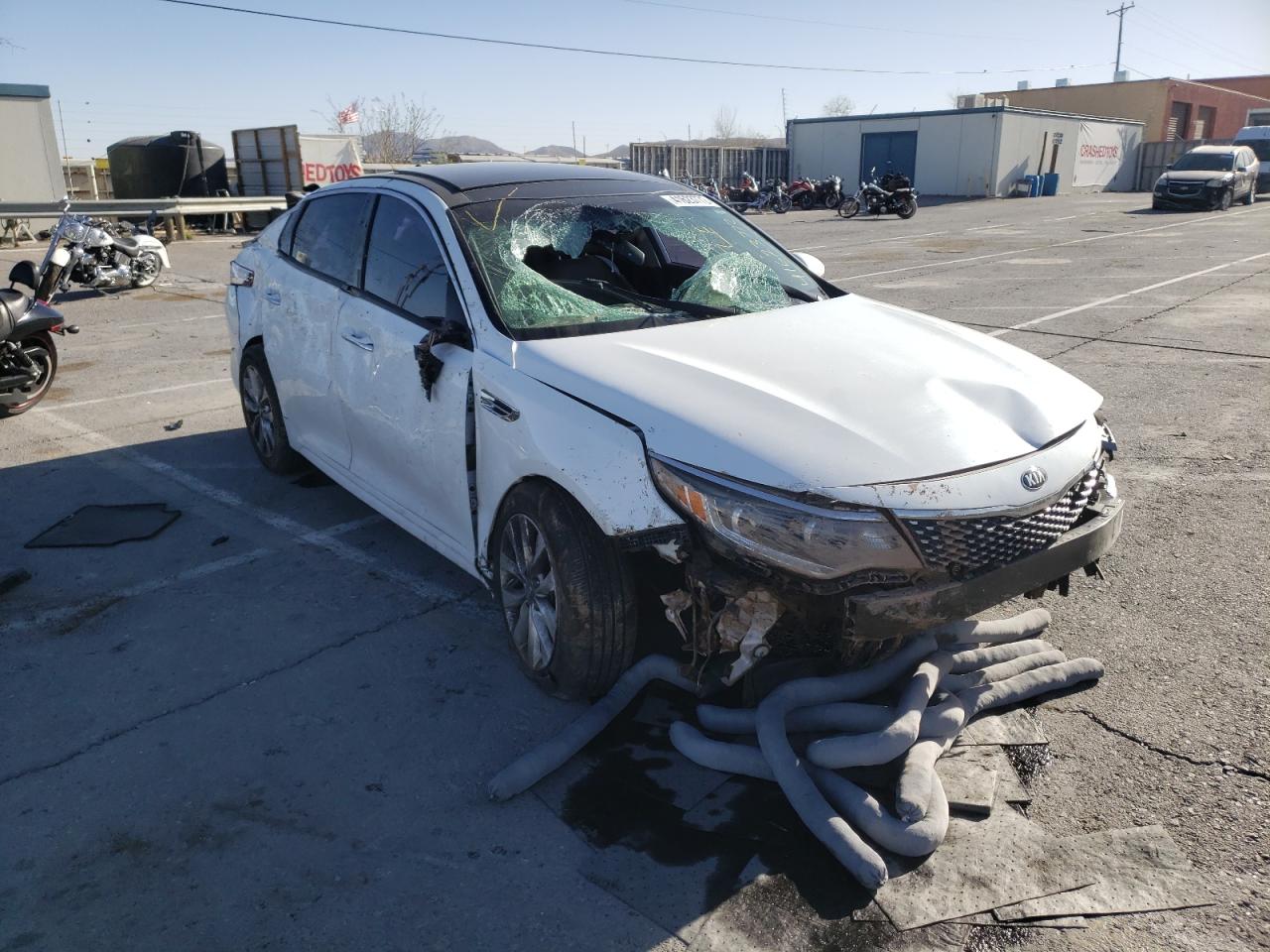 KIA OPTIMA EX 2016 with VIN 5XXGU4L38GG008887 - Photo from auction