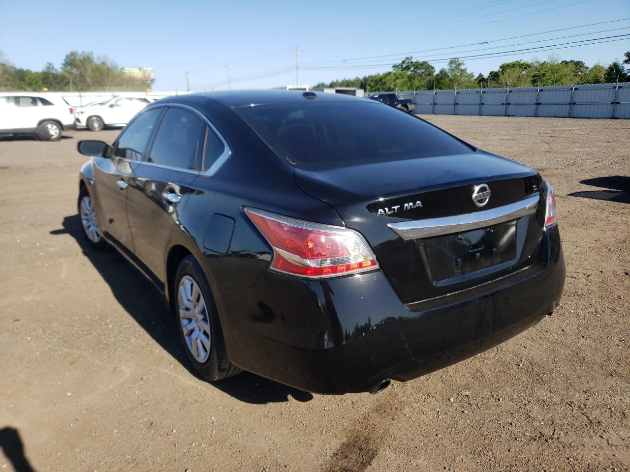 Photo 3 from auction – 2015 NISSAN ALTIMA 2.5 with VIN 1N4AL3AP9FC260628