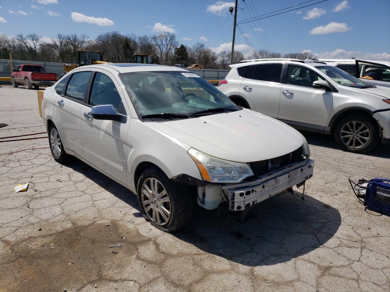 FORD FOCUS SEL 2010 with VIN 1FAHP3HN5AW233098 - Photo from auction
