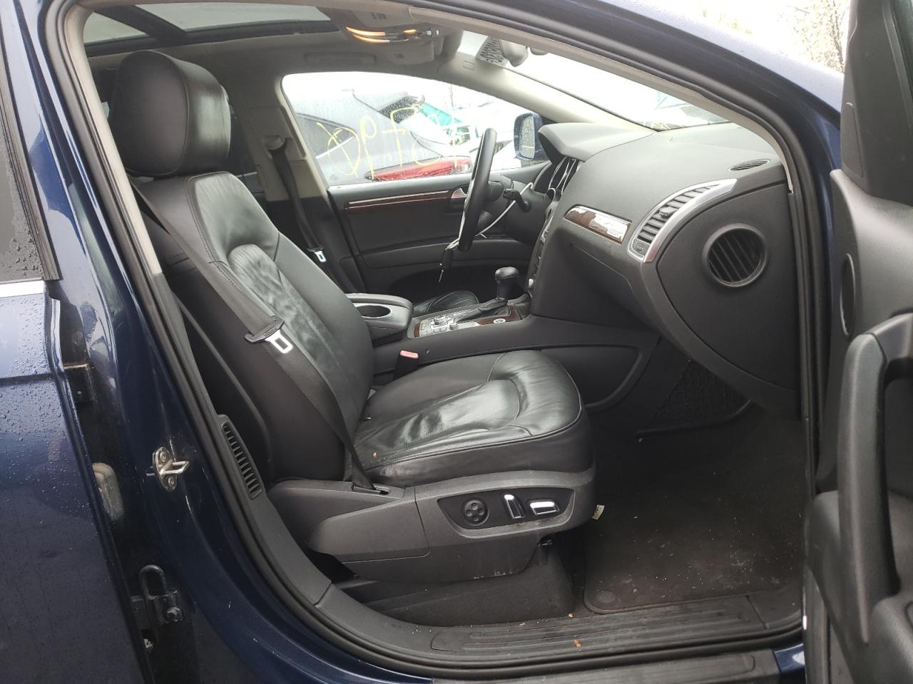 Zdjęcie 5 z aukcji – 2012 AUDI Q7 PREMIUM z VIN WA1LGAFE3CD002009